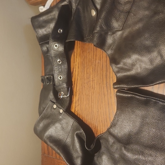 Leather motorcycle chaps - Picture 7 of 7